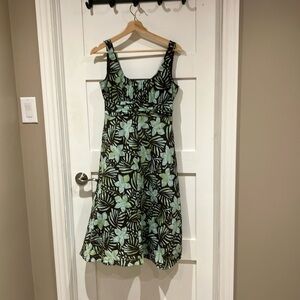 Jones Wear Green Sleeveless Sundress